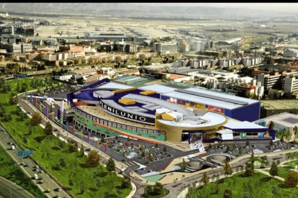 Cerca Airport, Riyadh Air, Ifema, Eisenhower, Wifi, 4 Personas Madrid Exterior photo
