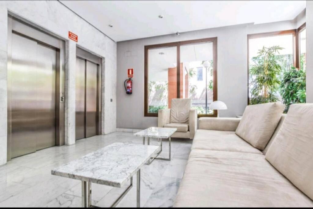 Cerca Airport, Riyadh Air, Ifema, Eisenhower, Wifi, 4 Personas Madrid Exterior photo